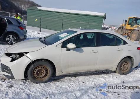 2021 Toyota Corolla Se 6Mt z USA, uszkodzony, nr VIN 5YFM4MCE8MP091101